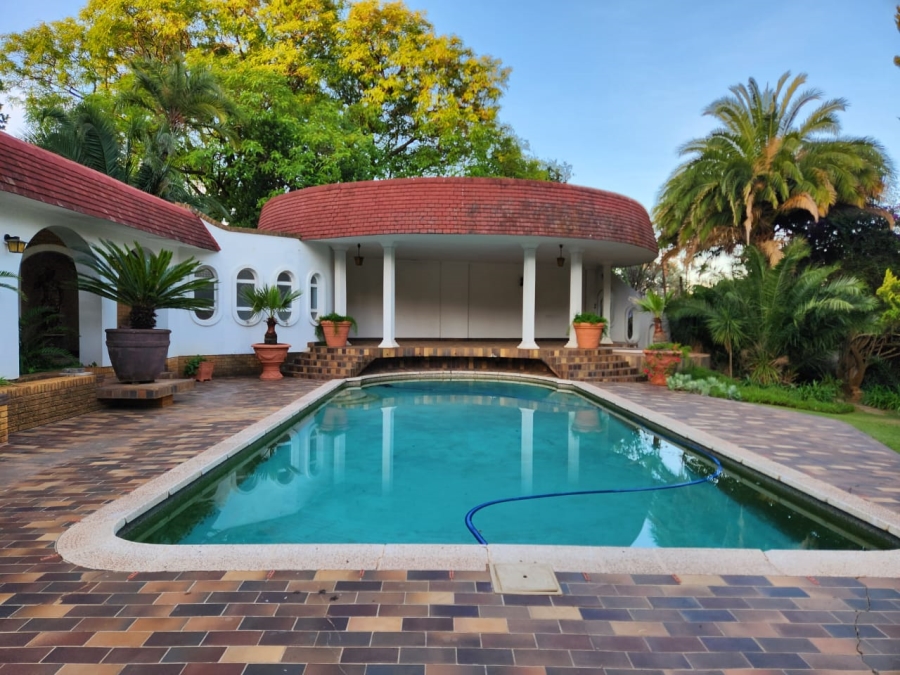 5 Bedroom Property for Sale in Dan Pienaar Free State